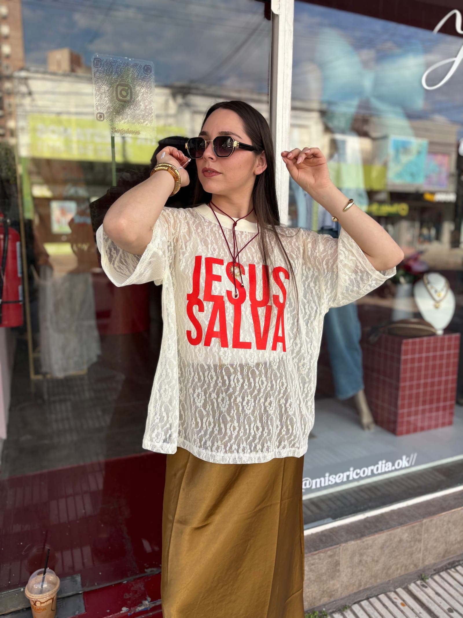 Remera Jesús Salva
